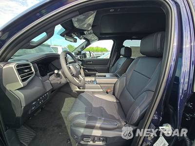 2026 Toyota Sequoia Platinum - zdjęcie 7 z 20 - miniatura