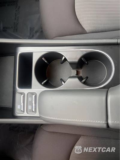 2025 Hyundai Sonata SEL - zdjęcie 15 z 36 - miniatura