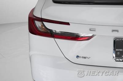 2025 Toyota Camry LE - zdjęcie 42 z 42 - miniatura