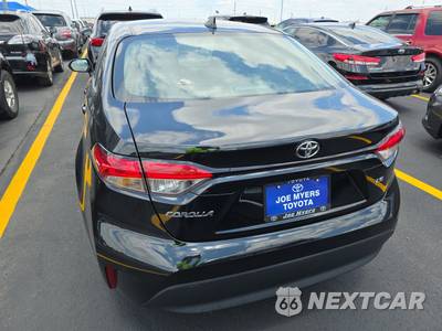 2024 Toyota Corolla LE Sedan - zdjęcie 5 z 26 - miniatura