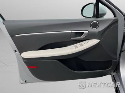 2025 Hyundai Sonata SEL - zdjęcie 24 z 37 - miniatura