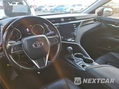 2020 Toyota Camry XSE - zdjęcie 11 z 33 - miniatura