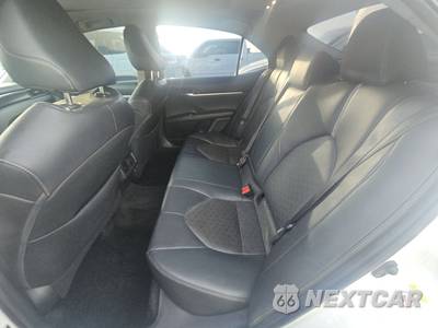 2019 Toyota Camry XSE - zdjęcie 13 z 27 - miniatura