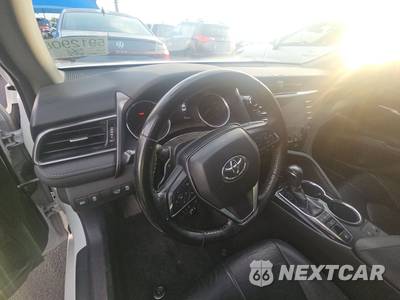 2019 Toyota Camry XSE - zdjęcie 11 z 27 - miniatura