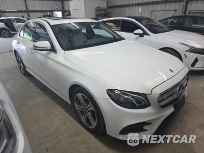 2019 Mercedes-Benz E 300 4MATIC Sedan - zdjęcie 3 z 17 - miniatura