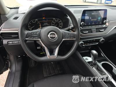 2024 Nissan Altima SV - zdjęcie 11 z 18 - miniatura