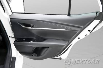 2025 Toyota Camry LE - zdjęcie 41 z 41 - miniatura