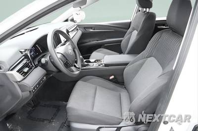 2025 Toyota Camry LE - zdjęcie 23 z 41 - miniatura