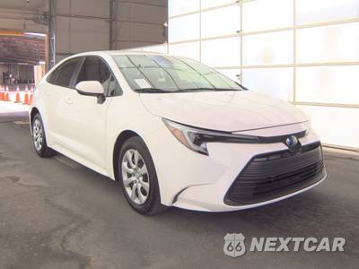 2025 Toyota Corolla Hybrid LE Sedan - zdjęcie 3 z 17 - miniatura