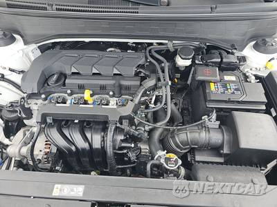 2025 Hyundai Venue SEL - zdjęcie 15 z 19 - miniatura