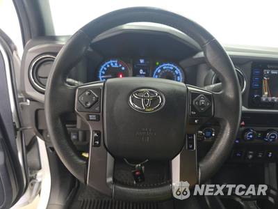 2019 Toyota Tacoma TRD Sport Crew Cab Medium Bed - zdjęcie 10 z 17 - miniatura