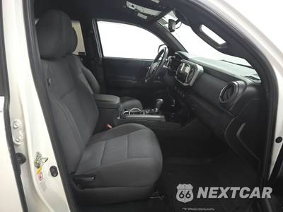 2019 Toyota Tacoma TRD Sport Crew Cab Medium Bed - zdjęcie 8 z 17 - miniatura