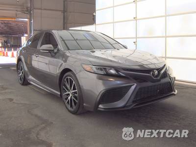 2023 Toyota Camry SE - zdjęcie 3 z 18 - miniatura