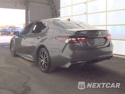 2023 Toyota Camry SE - zdjęcie 6 z 18 - miniatura
