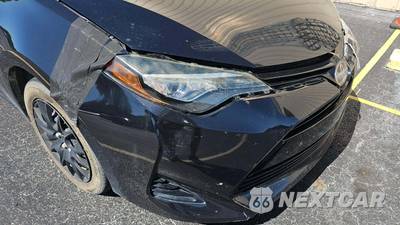 2017 Toyota Corolla LE Sedan - zdjęcie 28 z 45 - miniatura