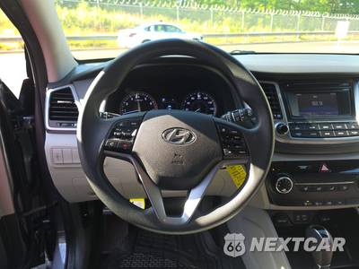 2016 Hyundai Tucson SE - zdjęcie 10 z 33 - miniatura