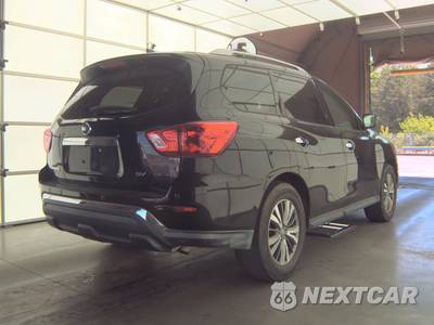 2020 Nissan Pathfinder SV - zdjęcie 4 z 48 - miniatura