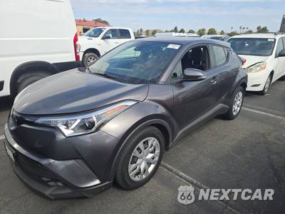2019 Toyota C-HR LE - zdjęcie 1 z 33 - miniatura