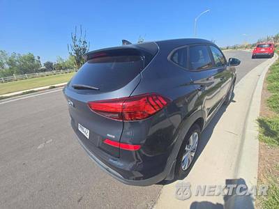 2019 Hyundai Tucson SE - zdjęcie 2 z 8 - miniatura