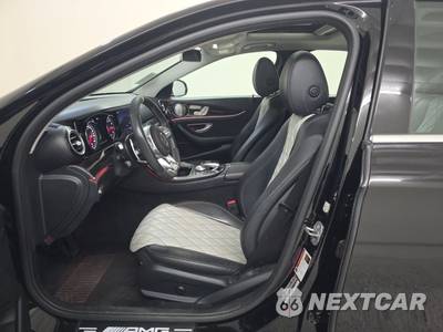 2018 Mercedes-Benz E 300 Sedan - zdjęcie 7 z 23 - miniatura