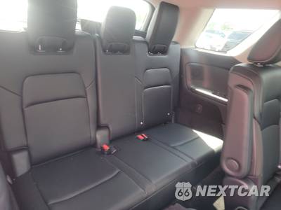 2024 Nissan Pathfinder SL - zdjęcie 14 z 19 - miniatura