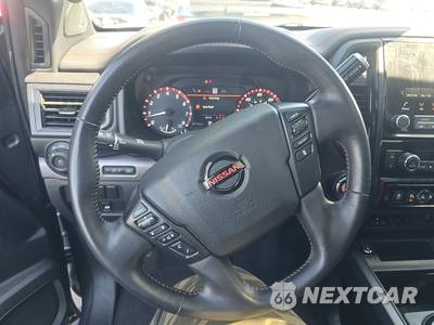 2021 Nissan TITAN PRO-4X Crew Cab Short Bed - zdjęcie 10 z 24 - miniatura
