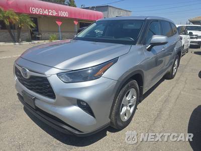 2022 Toyota Highlander Hybrid LE - zdjęcie 1 z 31 - miniatura