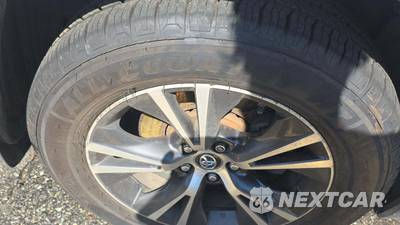2017 Toyota Highlander LE Plus - zdjęcie 24 z 36 - miniatura