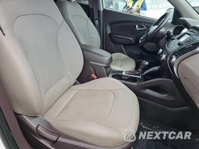 2015 Hyundai Tucson Limited - zdjęcie 8 z 32 - miniatura