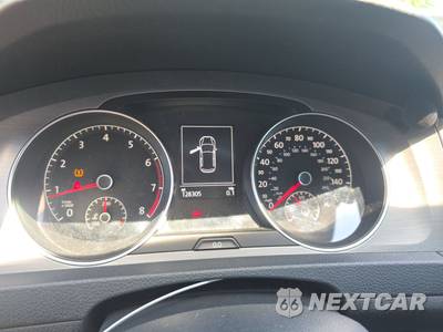2015 Volkswagen Golf Launch Edition Hatchback - zdjęcie 12 z 49 - miniatura