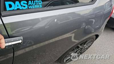 2015 Volkswagen Golf Launch Edition Hatchback - zdjęcie 37 z 49 - miniatura
