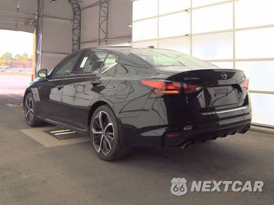 2023 Nissan Altima SR - zdjęcie 6 z 29 - miniatura
