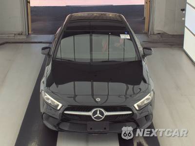 2021 Mercedes-Benz A 220 4MATIC - zdjęcie 2 z 46 - miniatura
