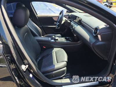 2021 Mercedes-Benz A 220 4MATIC - zdjęcie 8 z 46 - miniatura