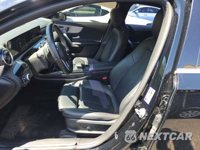 2021 Mercedes-Benz A 220 4MATIC - zdjęcie 7 z 46 - miniatura