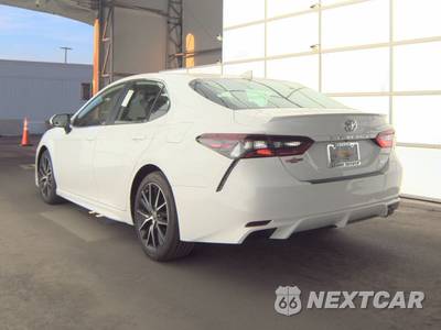 2024 Toyota Camry SE - zdjęcie 6 z 26 - miniatura