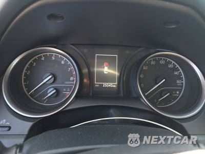 2024 Toyota Camry SE - zdjęcie 12 z 26 - miniatura