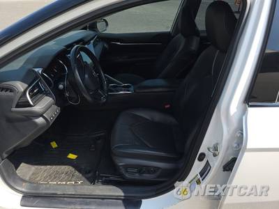 2020 Toyota Camry XSE - zdjęcie 7 z 19 - miniatura