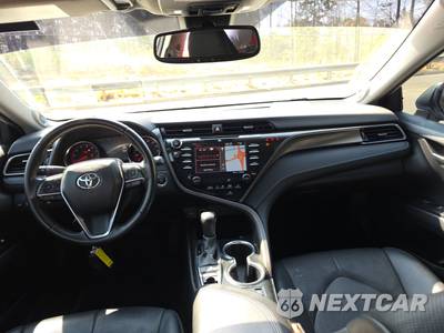 2020 Toyota Camry XSE - zdjęcie 11 z 19 - miniatura