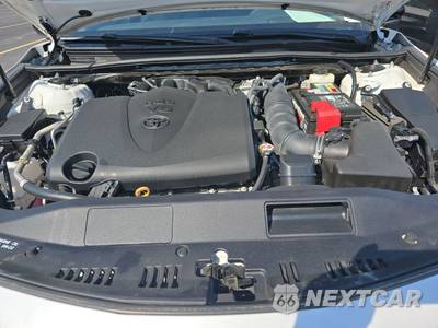 2020 Toyota Camry XSE - zdjęcie 15 z 19 - miniatura