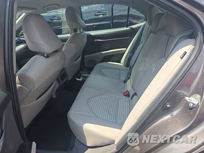 2024 Toyota Camry SE - zdjęcie 13 z 27 - miniatura