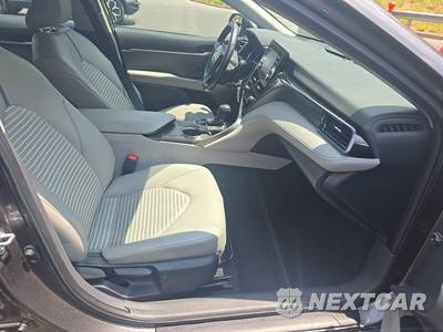 2024 Toyota Camry SE - zdjęcie 8 z 27 - miniatura