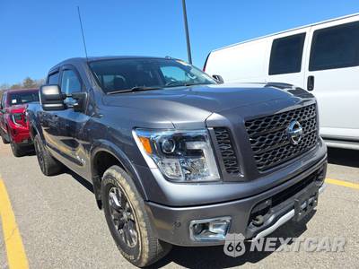 2018 Nissan TITAN PRO-4X Crew Cab Short Bed - zdjęcie 3 z 24 - miniatura