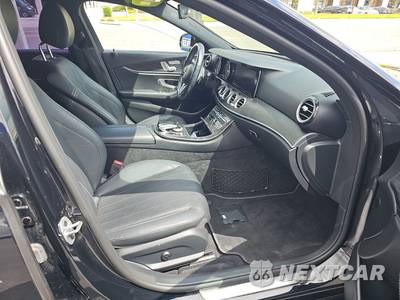 2020 Mercedes-Benz E 350 Sedan - zdjęcie 8 z 32 - miniatura