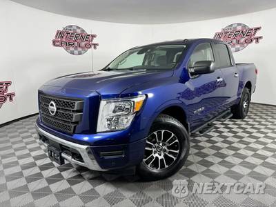 2021 Nissan TITAN SV Crew Cab Short Bed