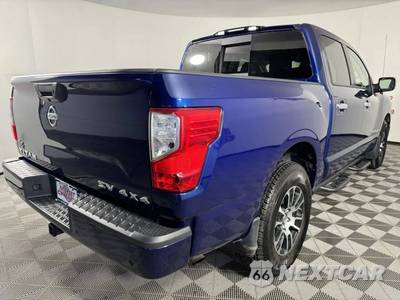 2021 Nissan TITAN SV Crew Cab Short Bed - zdjęcie 29 z 47 - miniatura