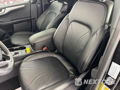 2025 Ford Escape Platinum - zdjęcie 34 z 49 - miniatura