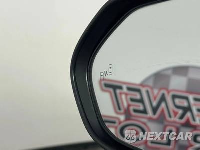 2024 Toyota Camry XLE - zdjęcie 38 z 47 - miniatura