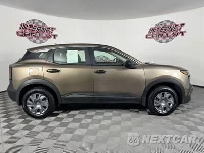 2025 Nissan Kicks S Sport Utility 4D - zdjęcie 8 z 42 - miniatura
