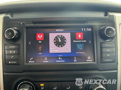 2019 Nissan Titan SV Pickup 4D 5 1/2 ft - zdjęcie 18 z 43 - miniatura